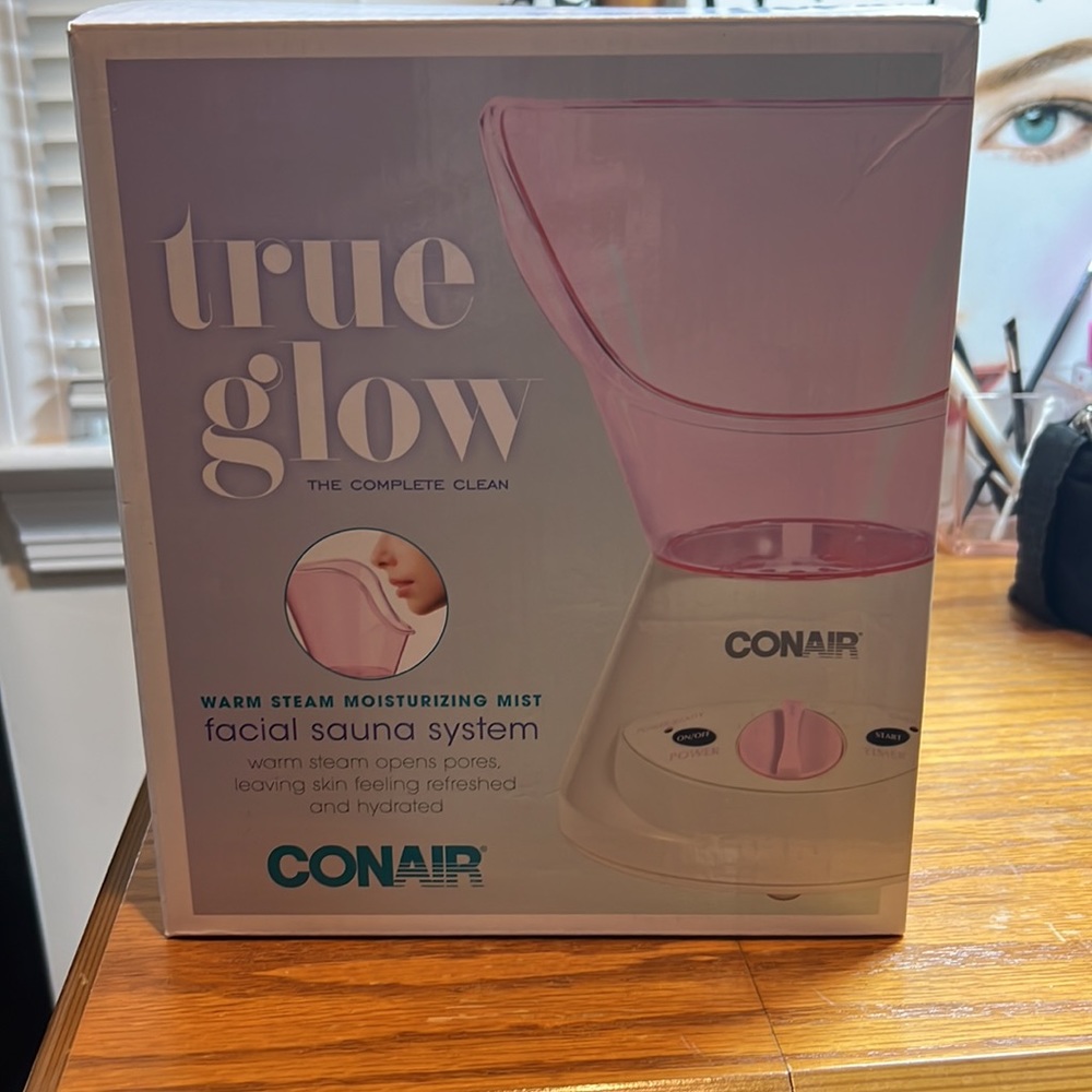 Conair True Glow facial sauna system.